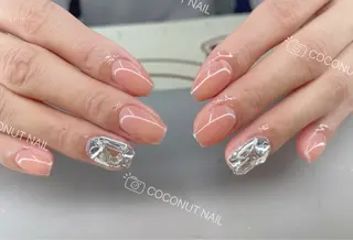 ネイル 神田 ココナッツのネイルデザイン