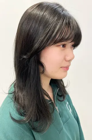 ロング 會田 /レイヤーカットのヘアスタイル