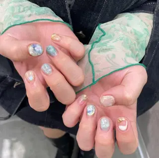 ネイル nailstudio eviz新宿店のネイルデザイン
