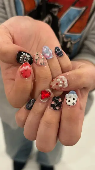 ネイル mira☼ 𐦍 ☼ nailのネイルデザイン