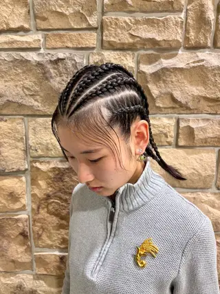 セミロング ヘアアレンジ airi🌺カラー /特殊ヘア⛓️🖤のヘアスタイル