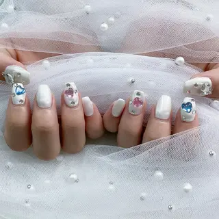 ネイル パーツ全部¥110 サロンミミのネイルデザイン