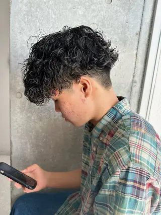 パーマ メンズ メンズ特化✨️ 韓国風パーマ🔥一八のヘアスタイル