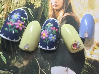 ネイル Nest 三田のマツエク・マツパデザイン
