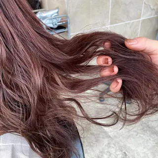 ミディアム 今井 悠菜のヘアスタイル