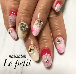 ネイル 石野 広佳のネイルデザイン