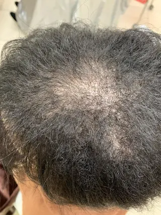 ミディアム 竹内 英明のヘアスタイル