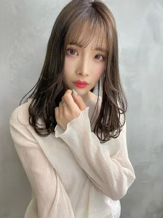 ミディアム カラー 韓国レイヤーカット 🧸ベージュカラーのヘアスタイル