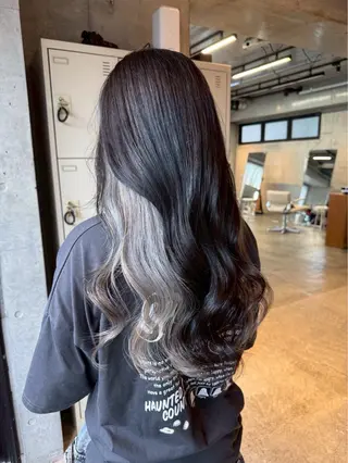 セミロング ムツキ/品のある 艶カラー/のヘアスタイル