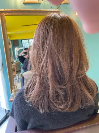 セミロング カラー 末石 智のヘアスタイル