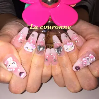 ネイル Lacouronne NATSUMIのネイルデザイン