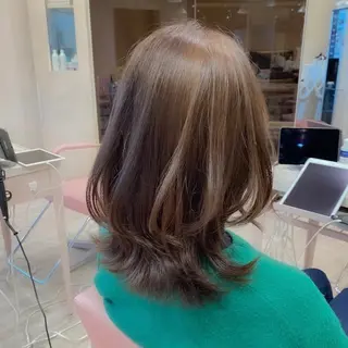 ミディアム カラー 顔まわりカット🌟 くびれヘア/寺門遥輝のヘアスタイル