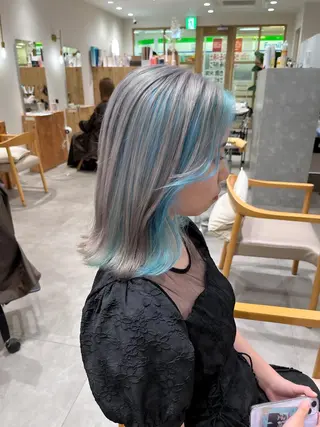 カラー 河原 楓樹のヘアスタイル