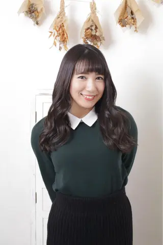 ロング カラー パーマ ヘアアレンジ メンズ 推し活専用 【派手髪】飯野ゆかりのヘアスタイル