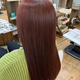 カラー 佐川 優夏のヘアスタイル