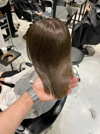 ミディアム カラー 赤みゼロ/透明感 カラー🌿KANTAのヘアスタイル