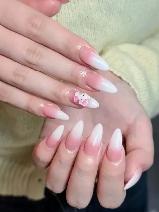 ネイル Julli NailStudioのネイルデザイン