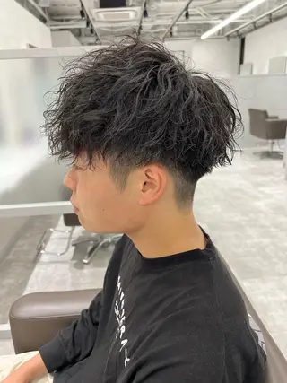 ショート カラー パーマ メンズ 関西センターパート メンズモデル募集のヘアスタイル