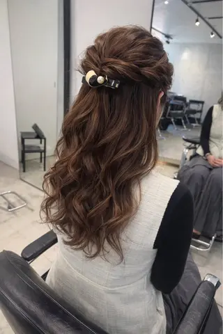 ロング カラー パーマ ヘアアレンジ 透明感/オリーブ/ グレージュ/YUKAのヘアスタイル