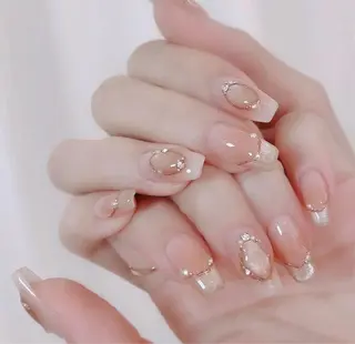 ネイル Lyna 池袋のネイルデザイン