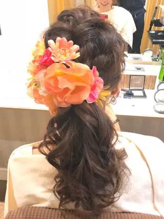 セミロング ヘアアレンジ 田中 佐枝子のヘアスタイル