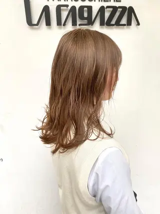 セミロング カラー 東條 克義のヘアスタイル