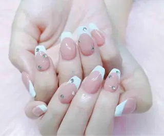ネイル MoonNail ユリ🌸のネイルデザイン