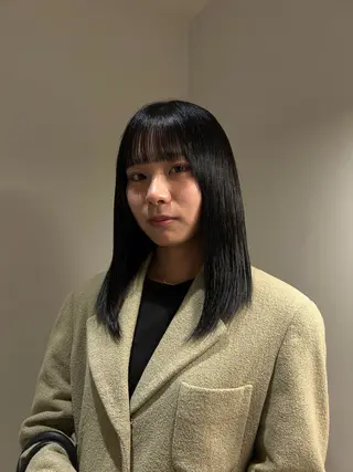 ミディアム カラー FILMS 銀座店 Mikotoのヘアスタイル