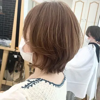 ミディアム カラー パーマ ヘアアレンジ メンズ キッズ ネイル マツエク・マツパ レイヤーカット 🌿透け感カラーのヘアスタイル