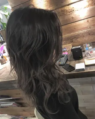 ミディアム カラー ハイトーン×髪質改善 KENTAのヘアスタイル