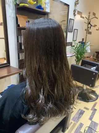ロング サトウ シューイチのヘアスタイル