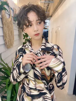 ショート カラー AiM 大名　似合わせカットのヘアスタイル