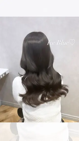 セミロング カラー ヘアアレンジ 🩷韓国ヘア/ヨシン モリ🩷Maikaのヘアスタイル