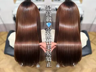 ロング 小顔レイヤー/韓国/ 美髪矯正/艶カラーのヘアスタイル