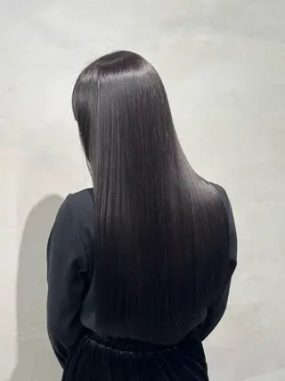 ロング navile 琴のヘアスタイル