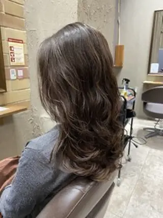 ロング ヘアメイクエルテ Yukikoのヘアスタイル