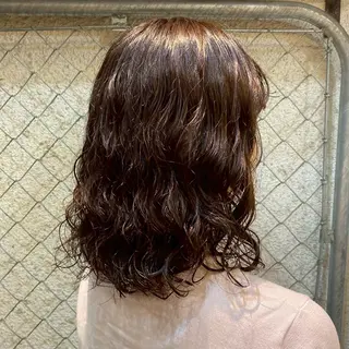 ミディアム パーマ ヘアアレンジ 🫧ハイトーン×艶 カラー🫧 Rionのヘアスタイル