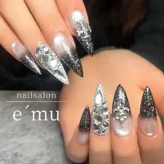 ネイル nailsalon e´muのネイルデザイン