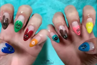 ネイル MHR nailのネイルデザイン