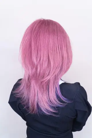 セミロング カラー ✨デザインカラー✨ ハイトーン　森貴章のヘアスタイル