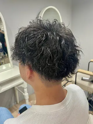 ショート メンズ 鵜飼 未玖のヘアスタイル