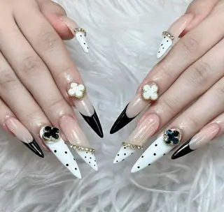 ネイル ANH ゴテゴテネイルのネイルデザイン