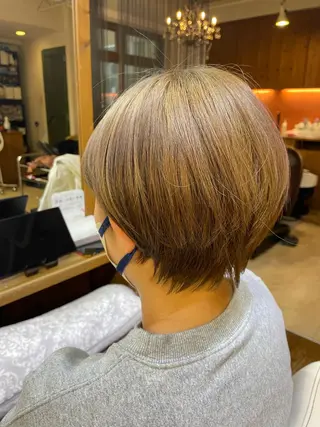 ショート 山木 裕子のヘアスタイル