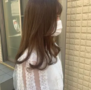 セミロング カラー stylist店長 岡本真依のヘアスタイル