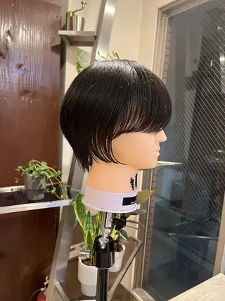 ショート 逢坂 智也のヘアスタイル