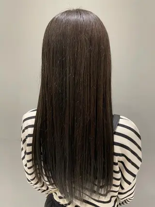 ロング カラー 吉原 愛美のヘアスタイル