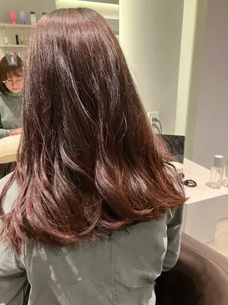 ロング OCHIAI KEISUKEのヘアスタイル