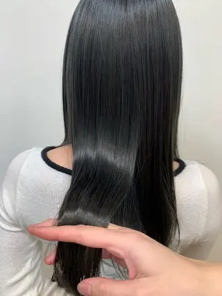 ロング 名竹聖治/透明感 カラー/縮毛矯正のヘアスタイル