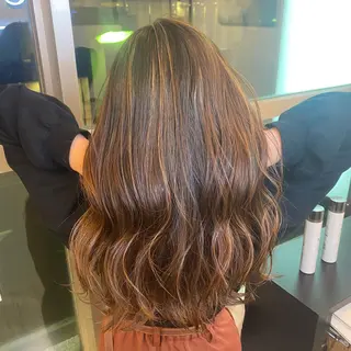 ロング カラー ヘアアレンジ 佐藤 麻衣のヘアスタイル