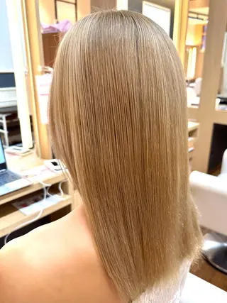 ミディアム カラー テクニカルディレクタ ー葛西凌大のヘアスタイル